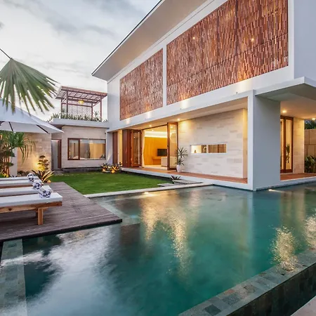 Canggu Private Villa With Premium Location